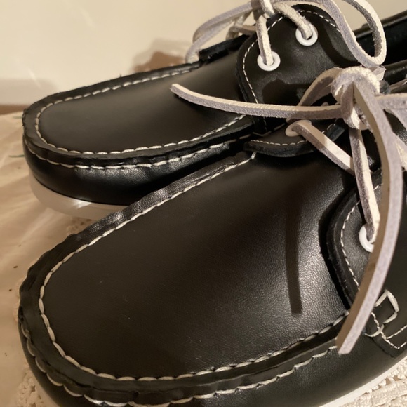 Authentic Sebago Docksides boat shoes - NWOT - Picture 4 of 12